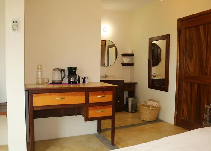 Casa Bugambilias Hotel